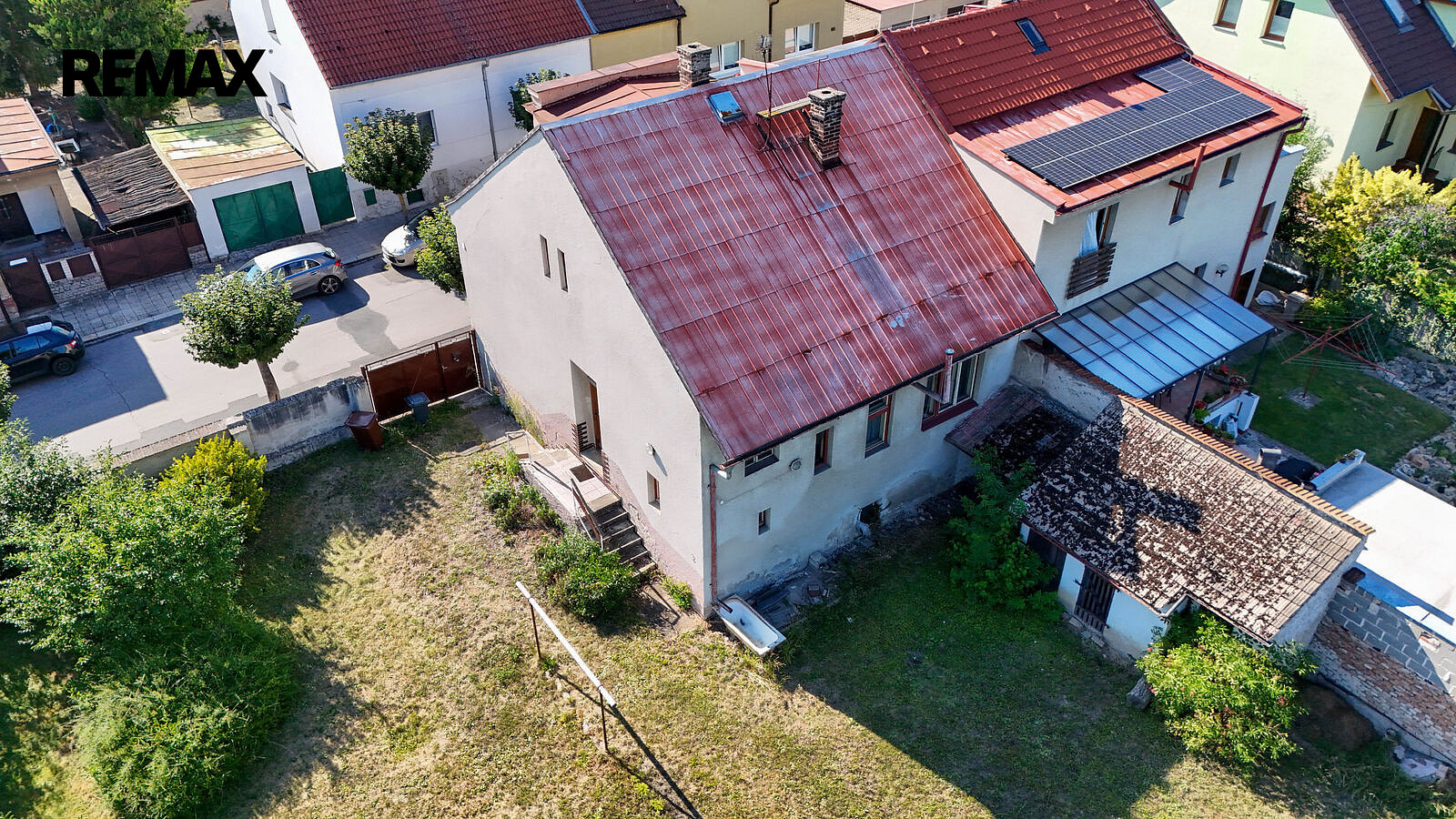 Prodej domu 176 m² s pozemkem 1 042 m² – fotografie 2