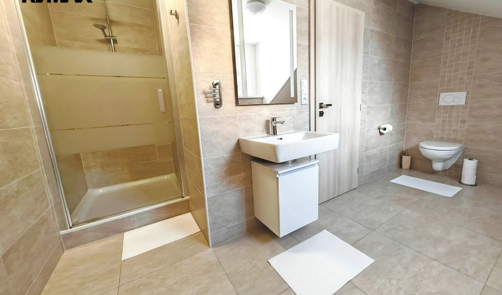 Prodej nájemního domu, činžáku 715 m², Trutnov – náhled fotky 12