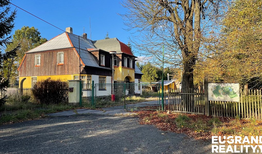 Prodej ubytovacího objektu 1 500 m², Rumburk – náhled fotky 2