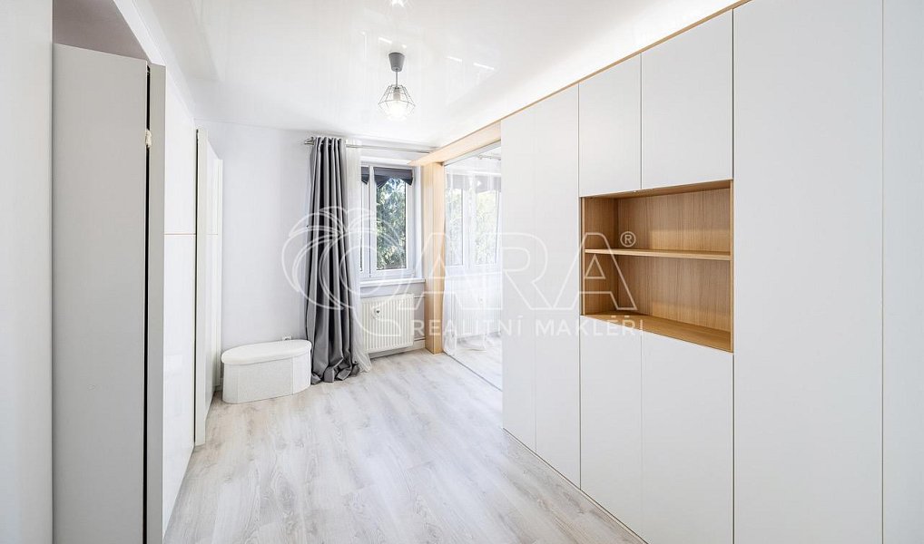 Prodej bytu 2+1 56 m², Praha – náhled fotky 9