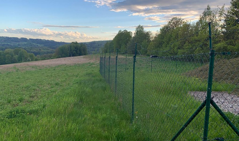 Prodej pole 8 971 m², Semily – náhled fotky 3