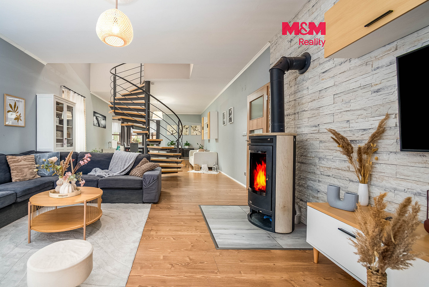 Prodej domu 187 m² s pozemkem 875 m²