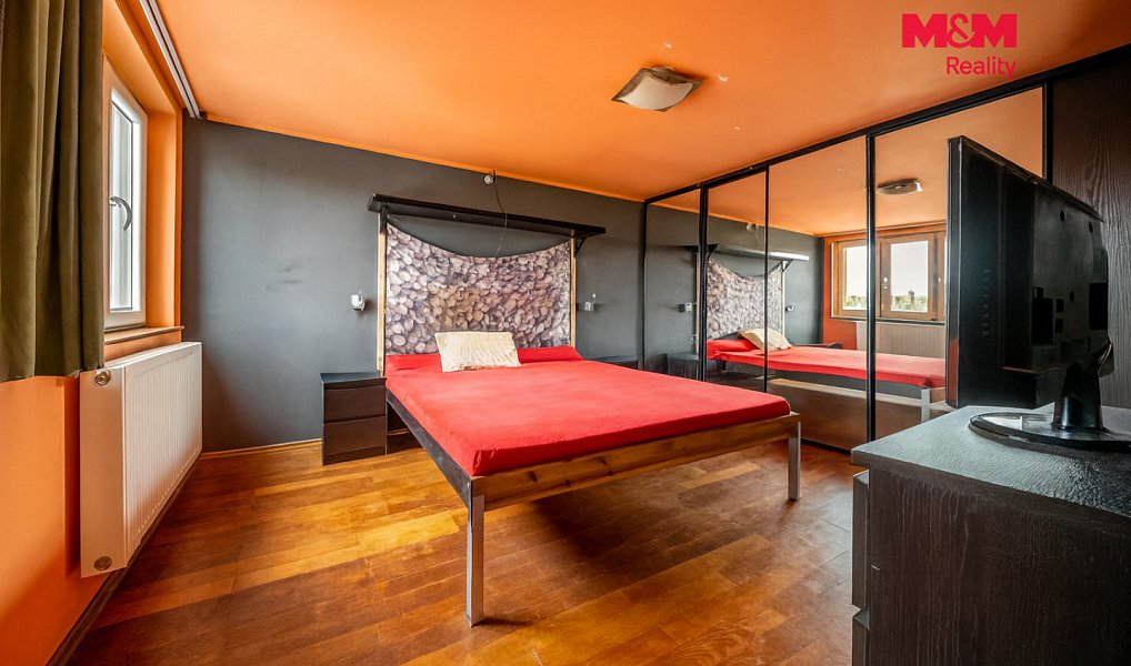 Prodej domu 203 m² s pozemkem 654 m², Hostivice – náhled fotky 12