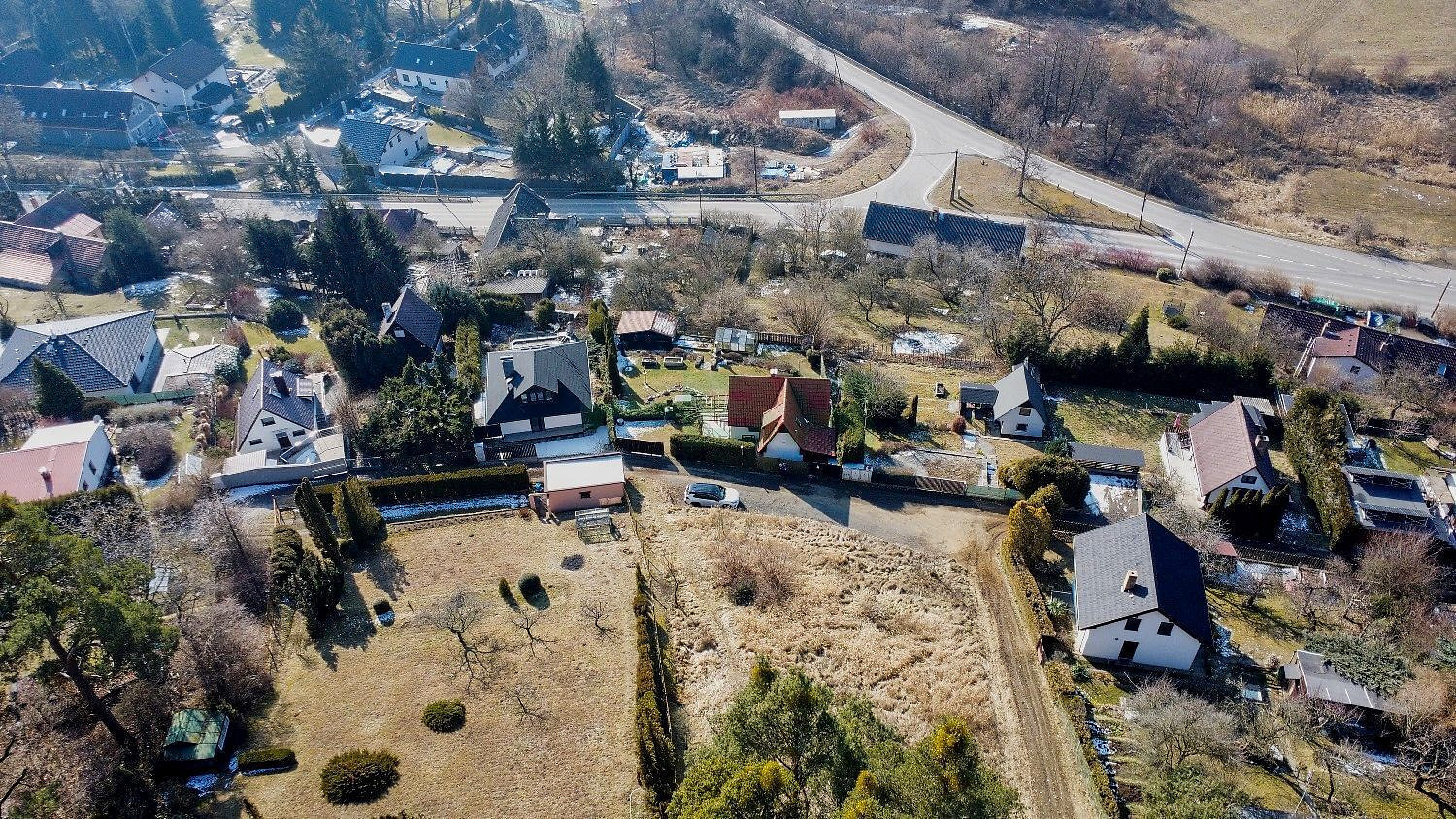 Prodej stavebního pozemku 915 m² – fotografie 5