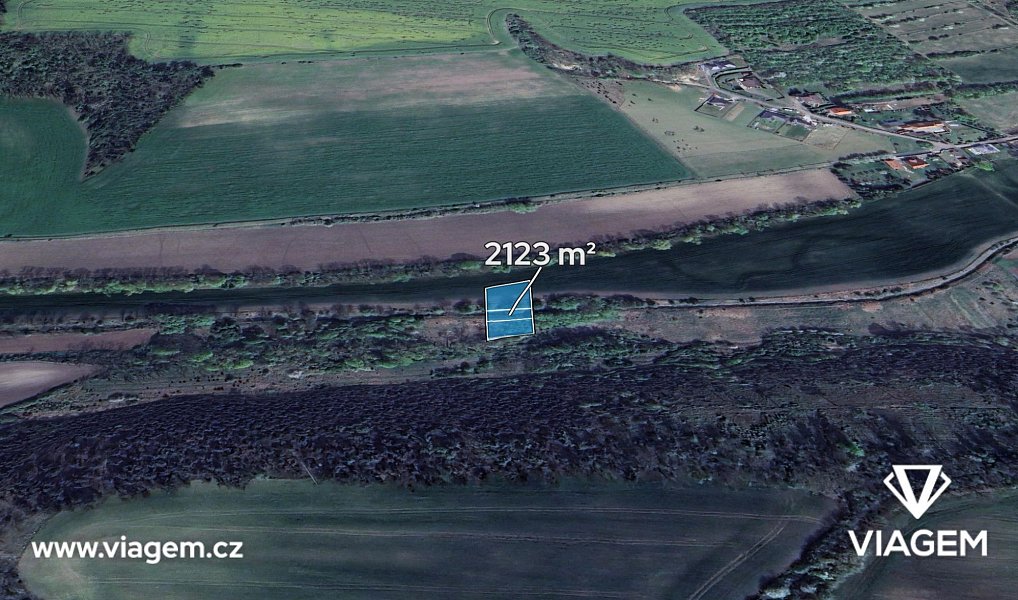 Prodej pole 2 123 m², Sazená – fotka 1 z 5