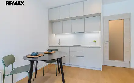 Pronájem bytu 1+kk 31 m²