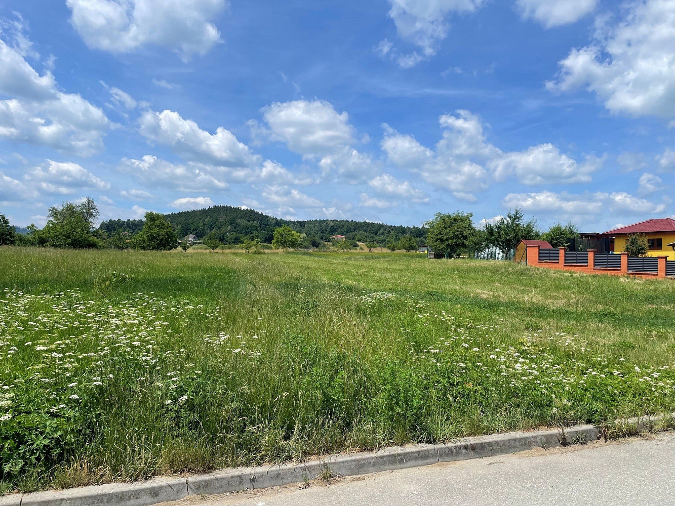 Prodej stavebního pozemku 744 m²