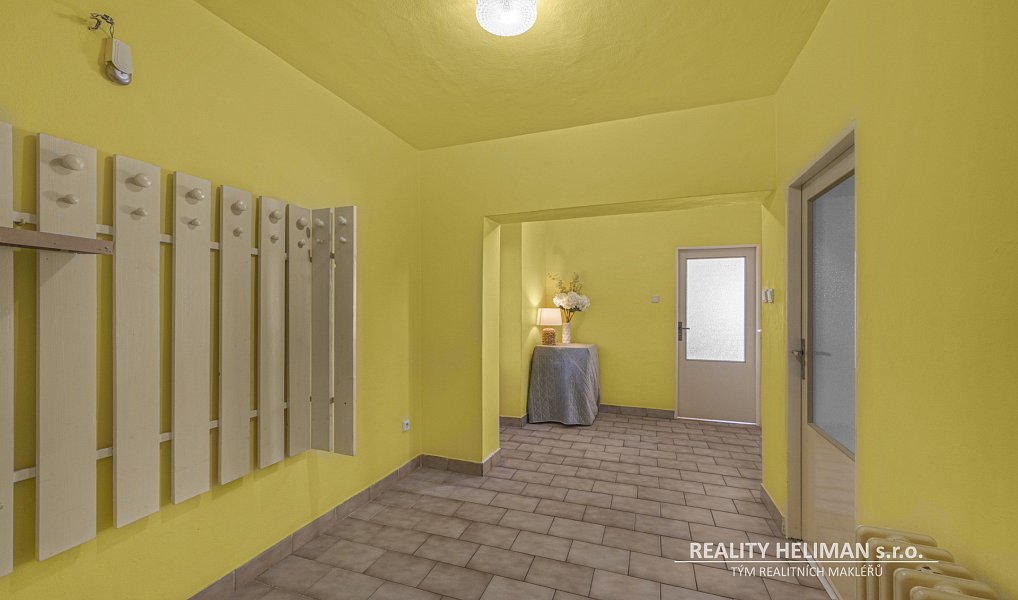 Prodej domu 393 m² s pozemkem 775 m², Líbeznice – náhled fotky 11