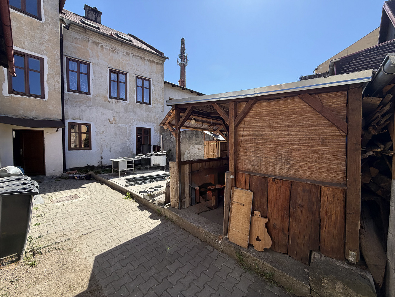 Prodej nájemního domu, činžáku 204 m² – fotografie 3