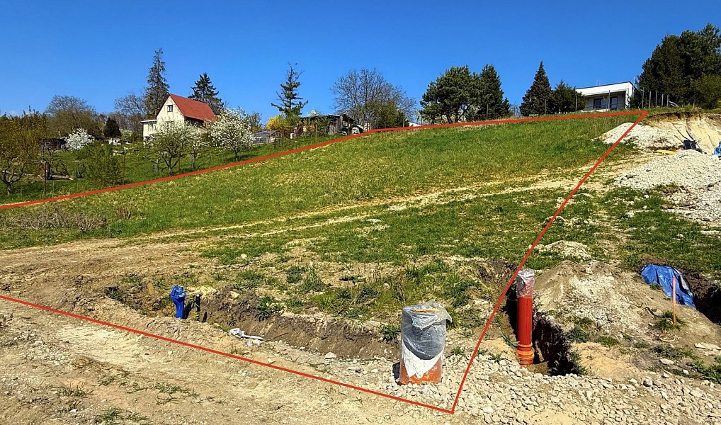 Prodej stavebního pozemku 1 074 m², Konárovice – náhled fotky 3