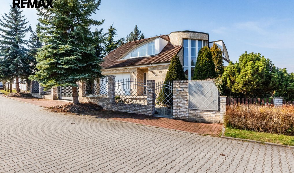 Prodej domu 433 m² s pozemkem 826 m², Praha – náhled fotky 50