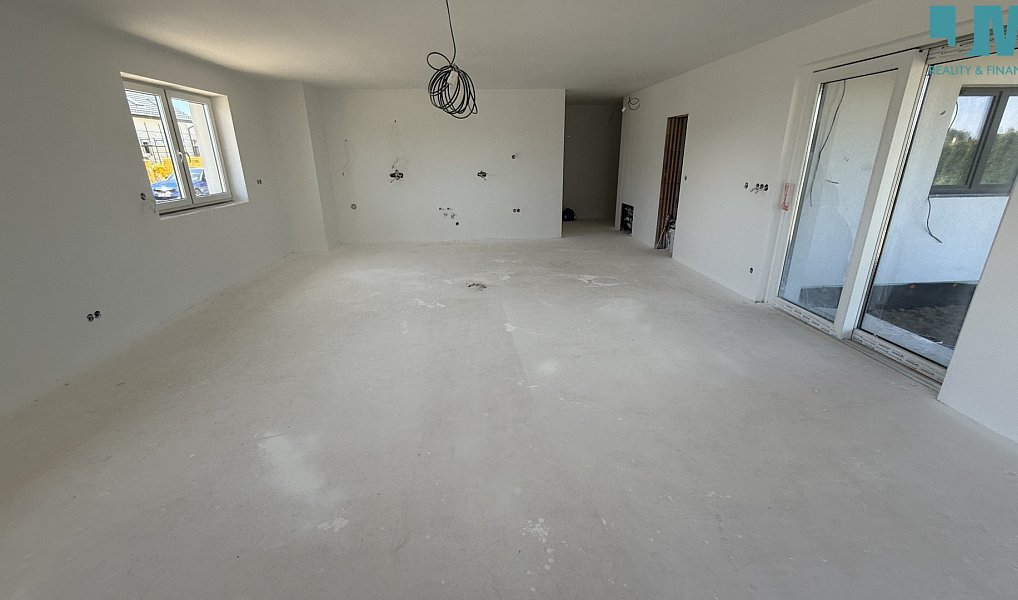 Prodej domu 228 m² s pozemkem 899 m², Hrotovice – náhled fotky 12