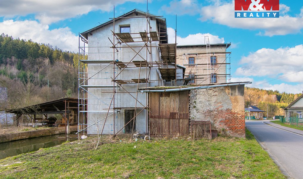 Prodej nájemního domu, činžáku 1 159 m², Ústí nad Orlicí – náhled fotky 3