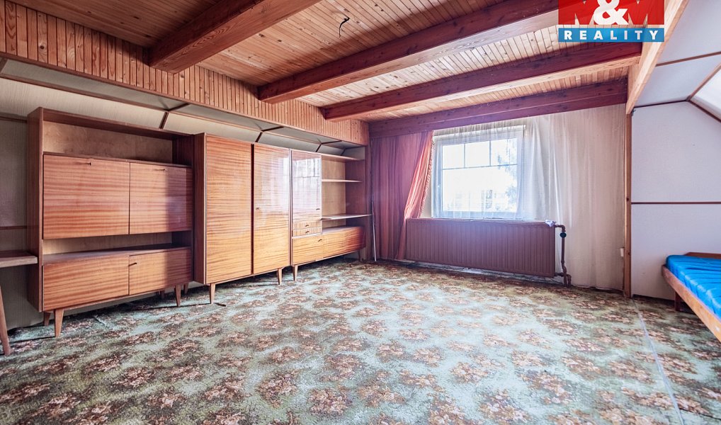 Prodej domu 365 m² s pozemkem 2 873 m², Račetice – náhled fotky 16