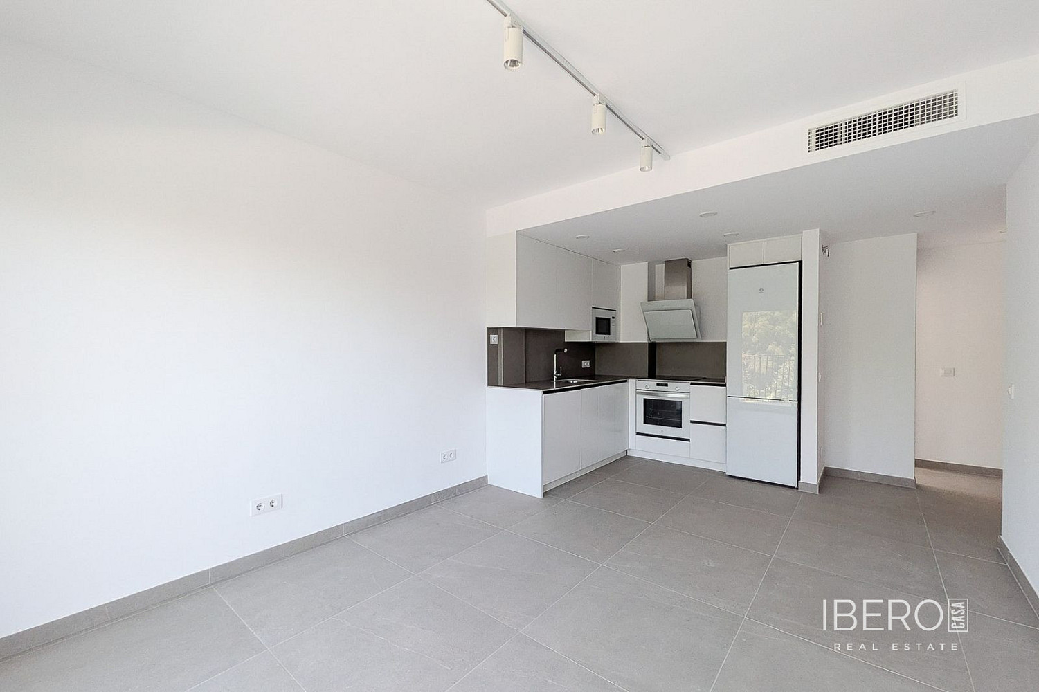Piso 2+kk – Denia - Más