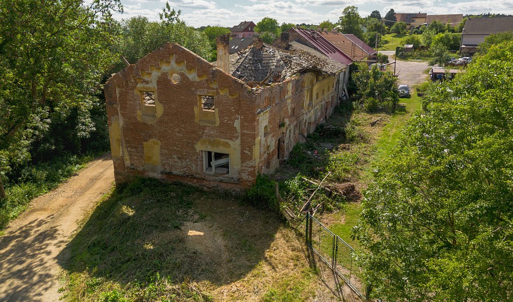 Prodej stavebního pozemku 556 m², Přelouč – náhled fotky 9
