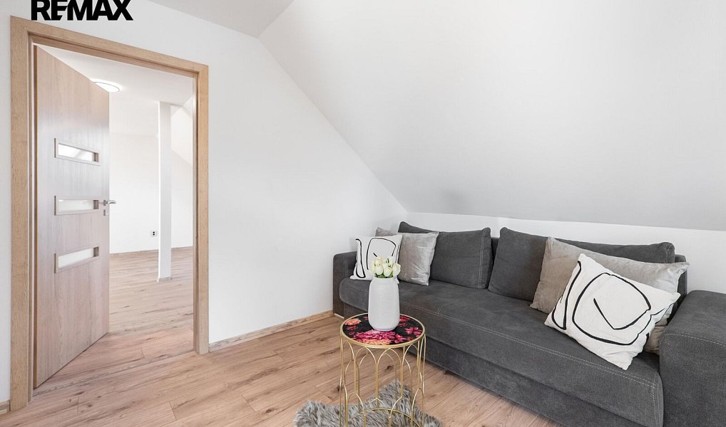 Prodej domu 200 m² s pozemkem 435 m², Kladno – náhled fotky 10