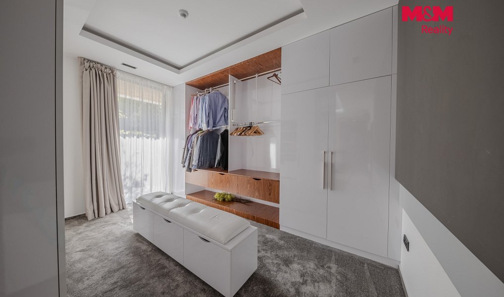 Pronájem domu 276 m² s pozemkem 3 217 m², Mostkovice – náhled fotky 10