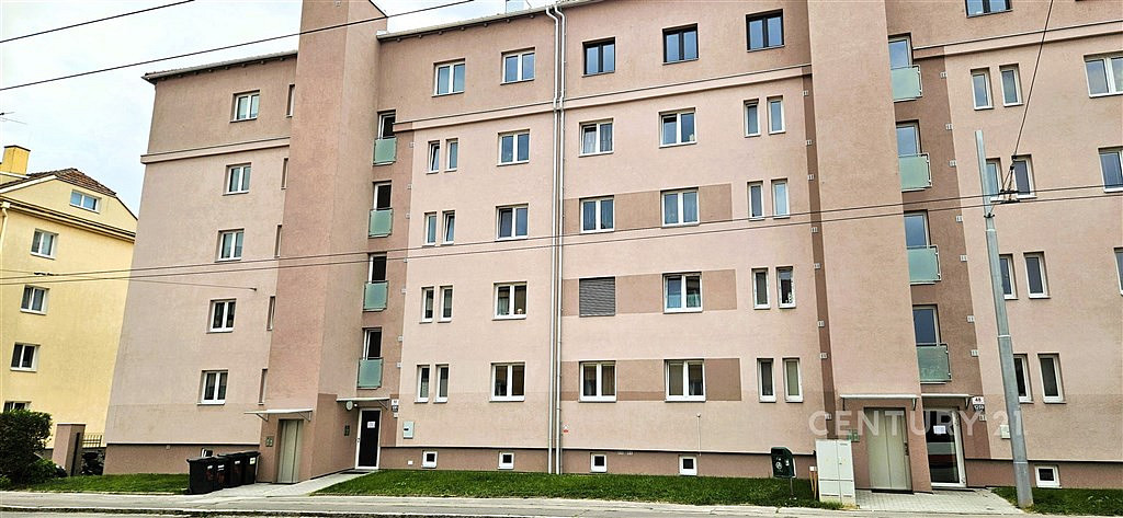 Prodej bytu 3+1 79 m² – pohled 2