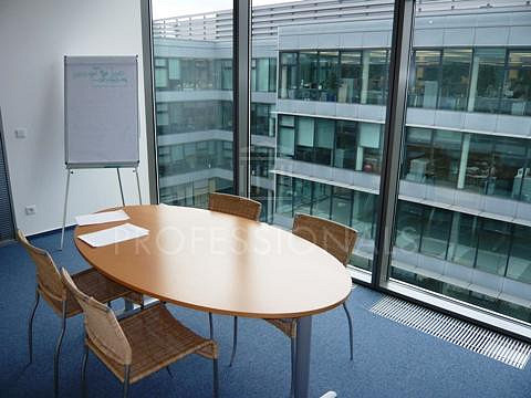 Pronájem kanceláře 482 m² – fotografie 5