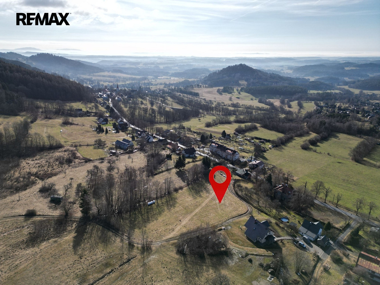 Prodej stavebního pozemku 1 643 m²