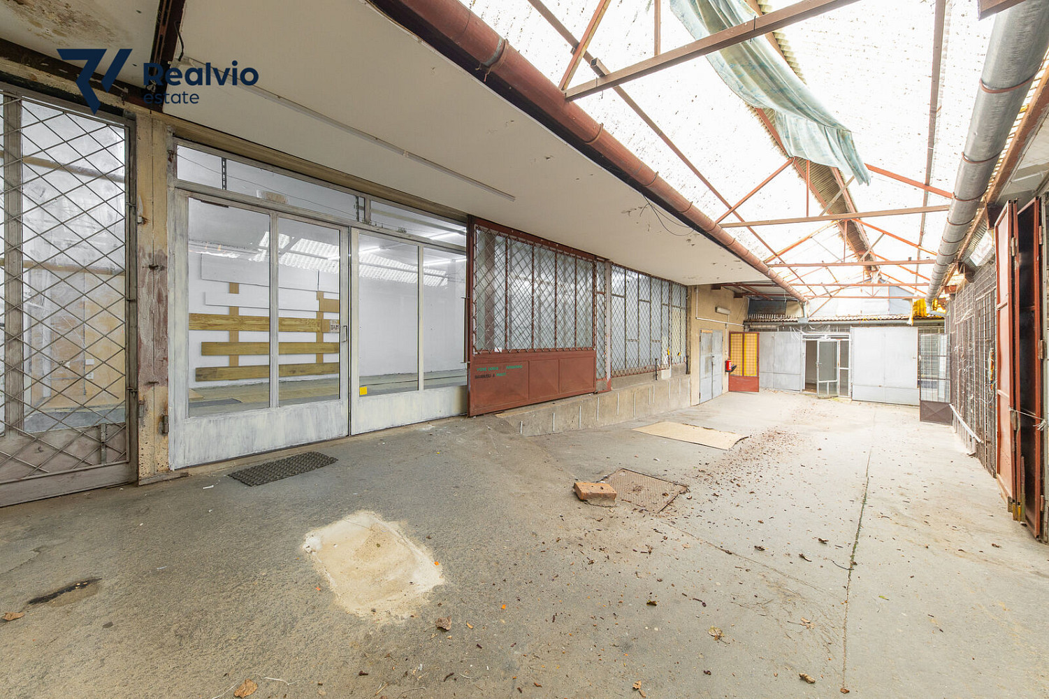 Pronájem obchodních prostor 30 m² – fotografie 3
