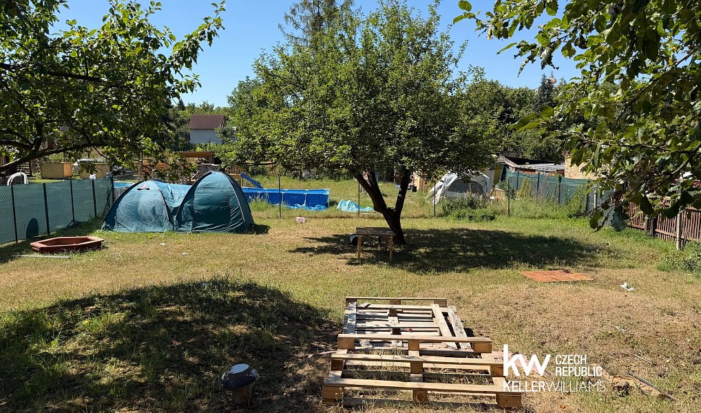 Prodej zahrady 394 m², Teplice – náhled fotky 2
