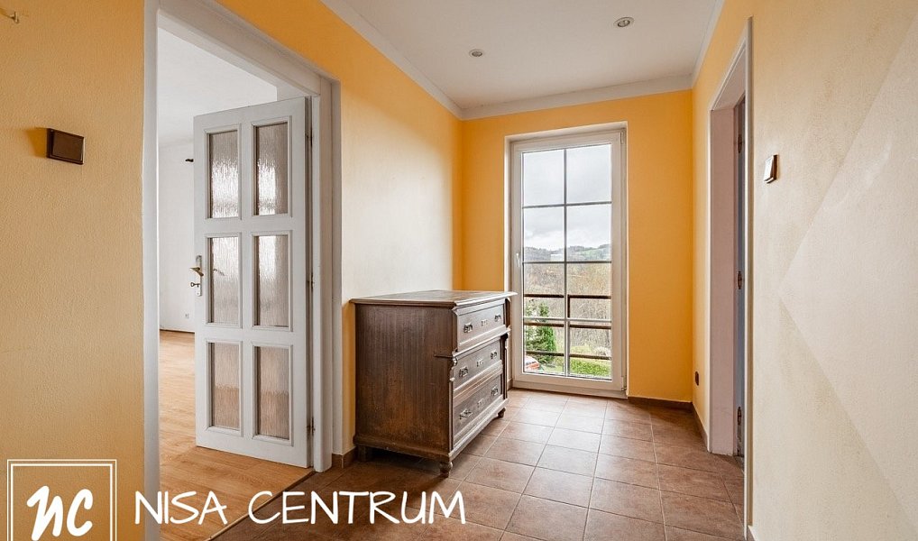 Prodej domu 220 m² s pozemkem 633 m², Benešov u Semil – náhled fotky 26
