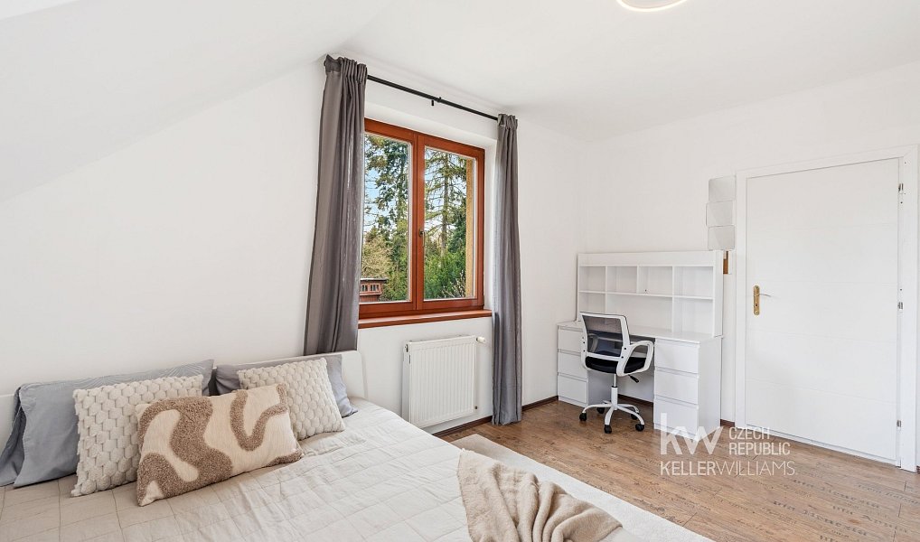 Prodej domu 121 m² s pozemkem 388 m², Hostivice – náhled fotky 17