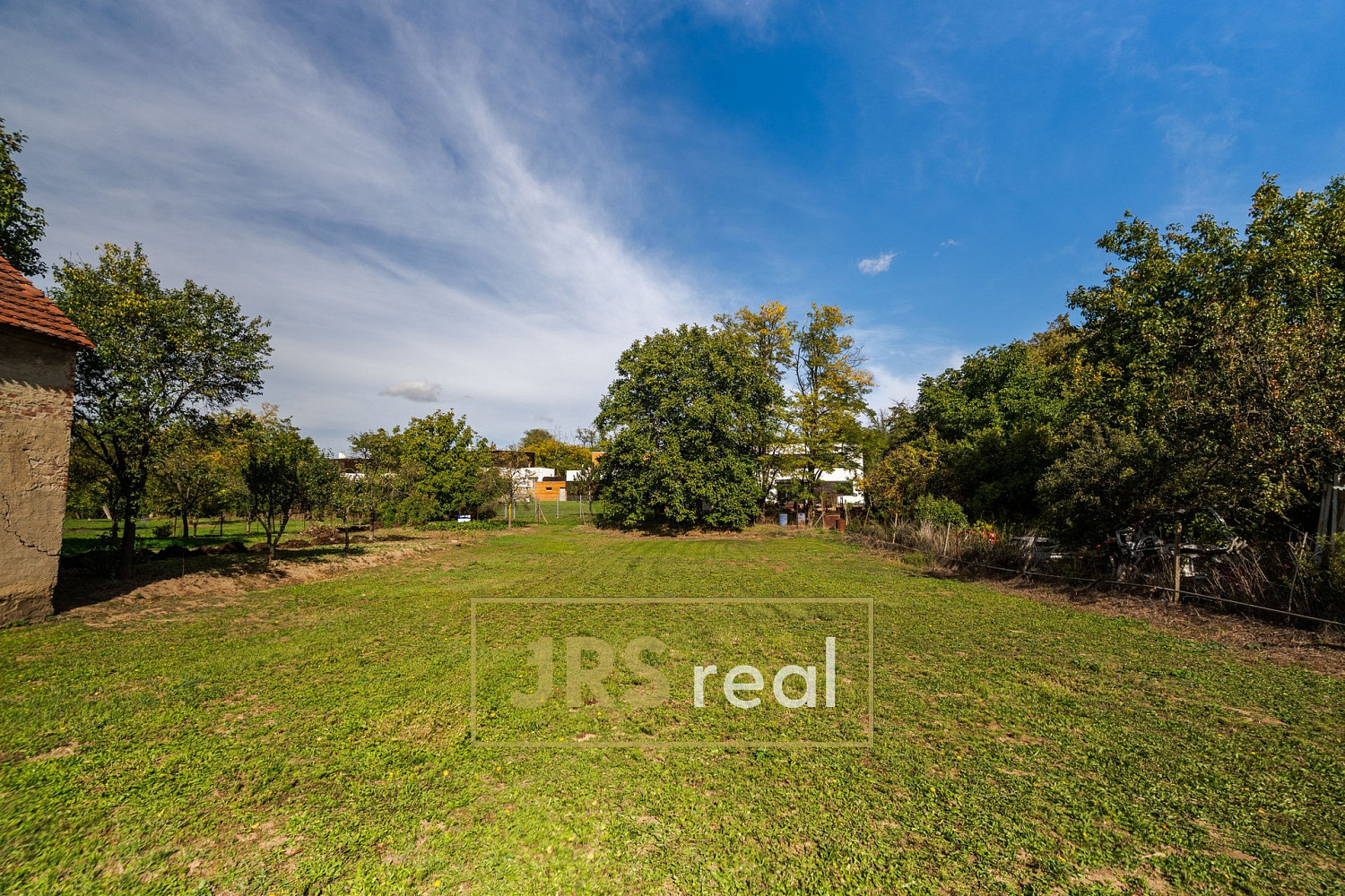 Prodej stavebního pozemku 1 931 m²