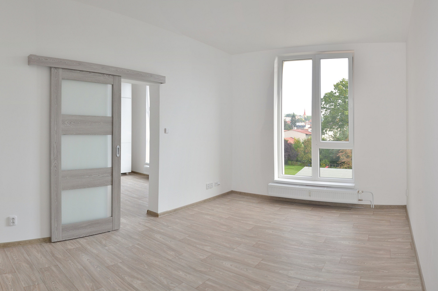 Pronájem bytu 1+1 32 m² – fotografie 3