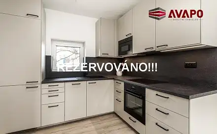 Pronájem bytu 1+1 37 m², náměstí Svaté Trojice, Opava - Předměstí