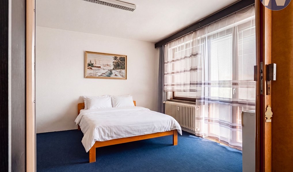 Prodej domu 365 m² s pozemkem 527 m², Strakonice – náhled fotky 10