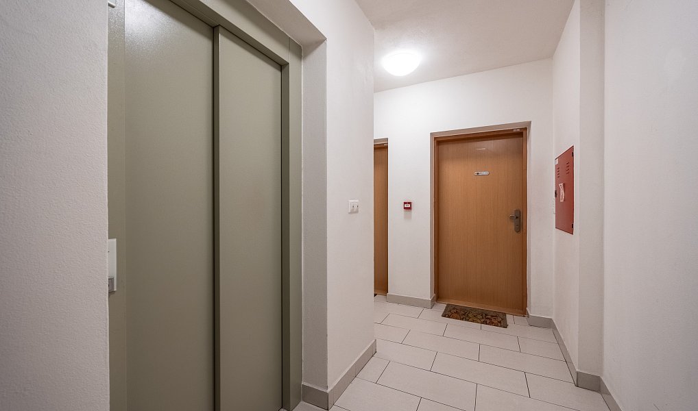 Prodej bytu 2+kk 63 m², Praha – náhled fotky 4