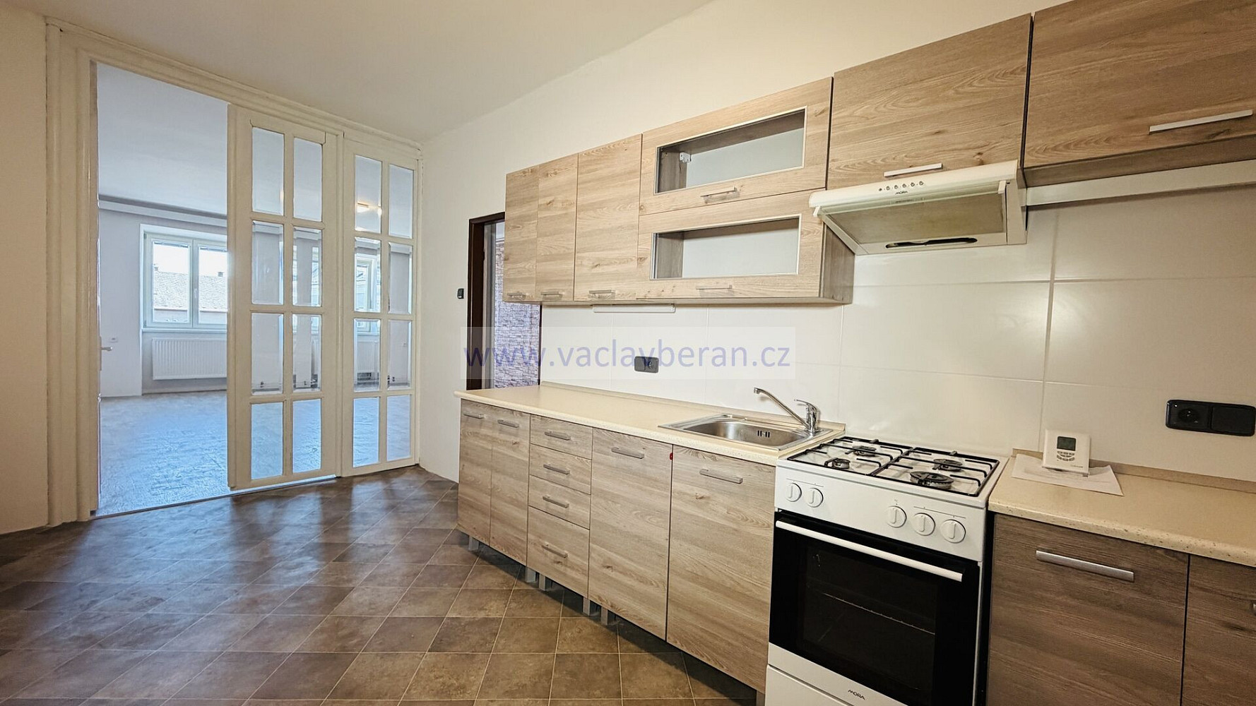 Pronájem bytu 3+1 93 m² — photo 2