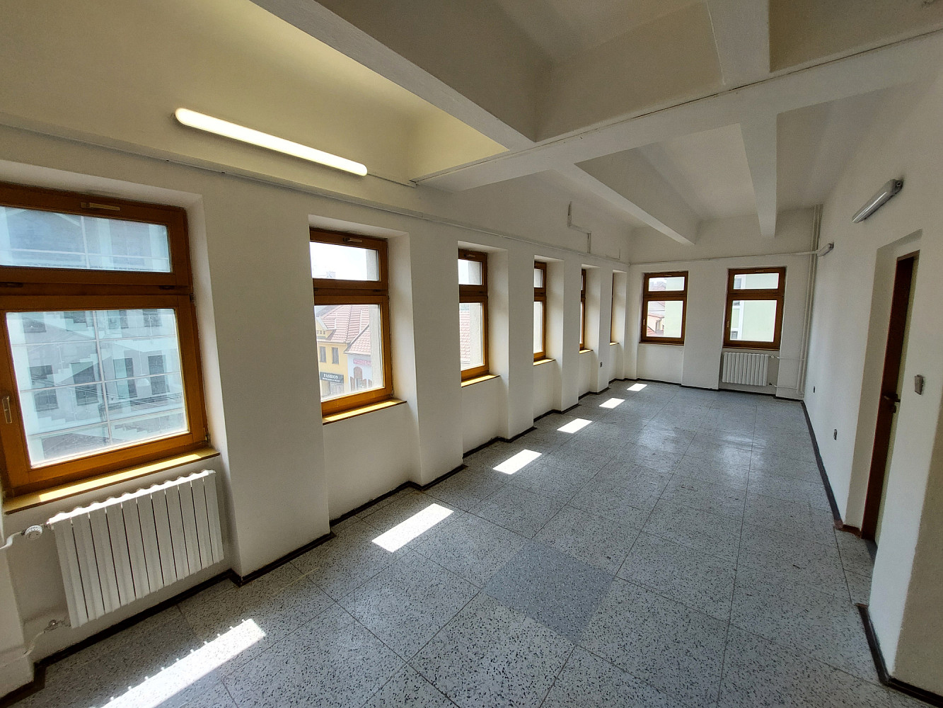 Pronájem kanceláře 20 m² – pohled 4