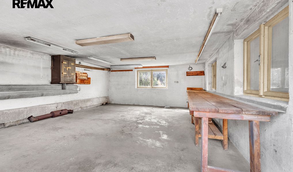 Prodej domu 217 m² s pozemkem 522 m², Smidary – náhled fotky 28