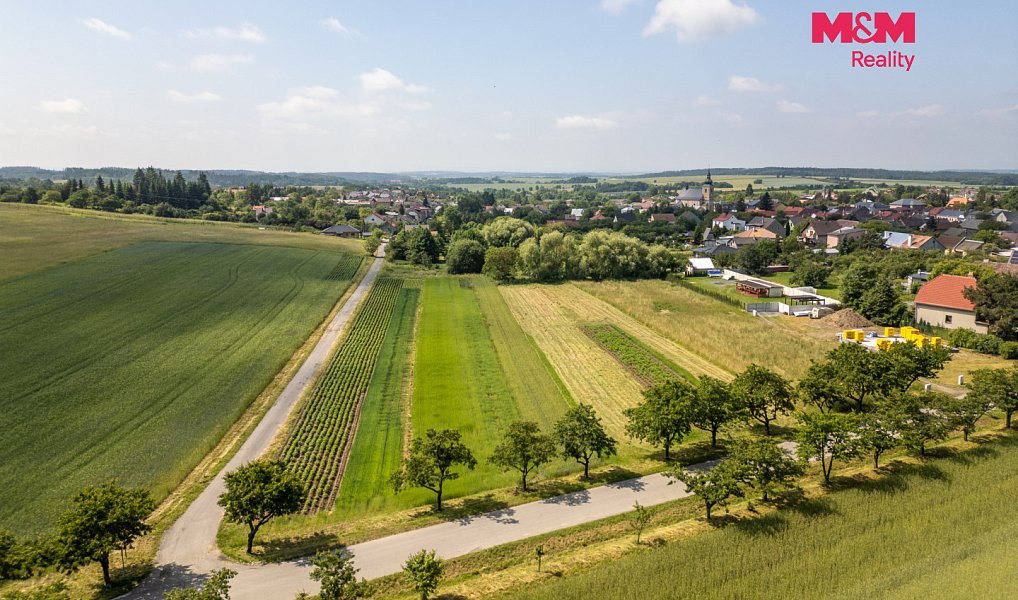 Prodej pole 872 m², Velký Újezd – náhled fotky 4