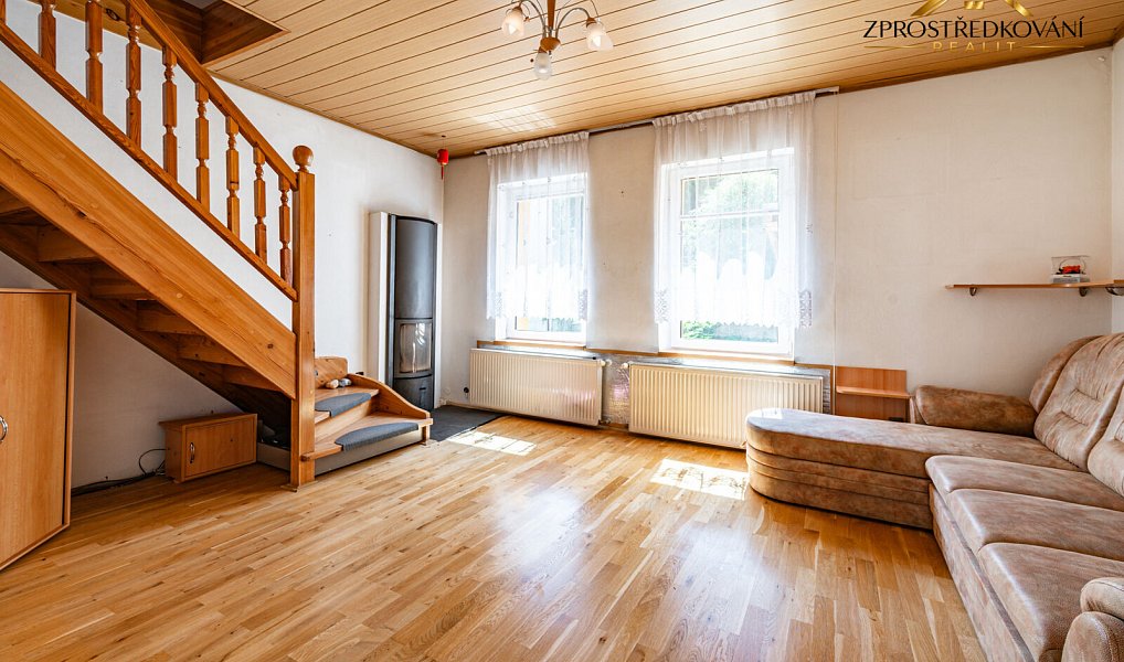 Prodej domu 259 m² s pozemkem 605 m², Kraslice – náhled fotky 3