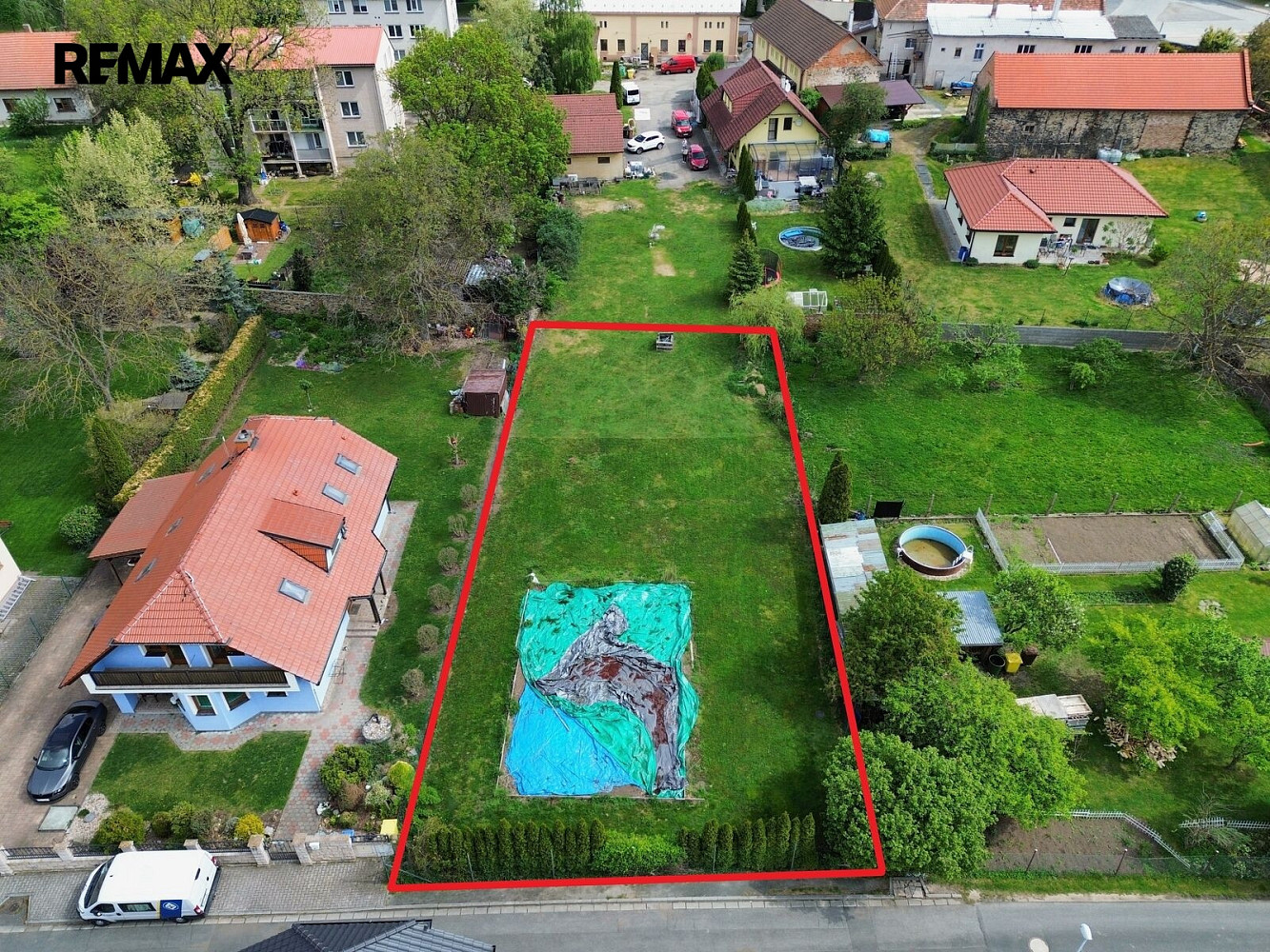 Prodej stavebního pozemku 833 m² – fotografie 4