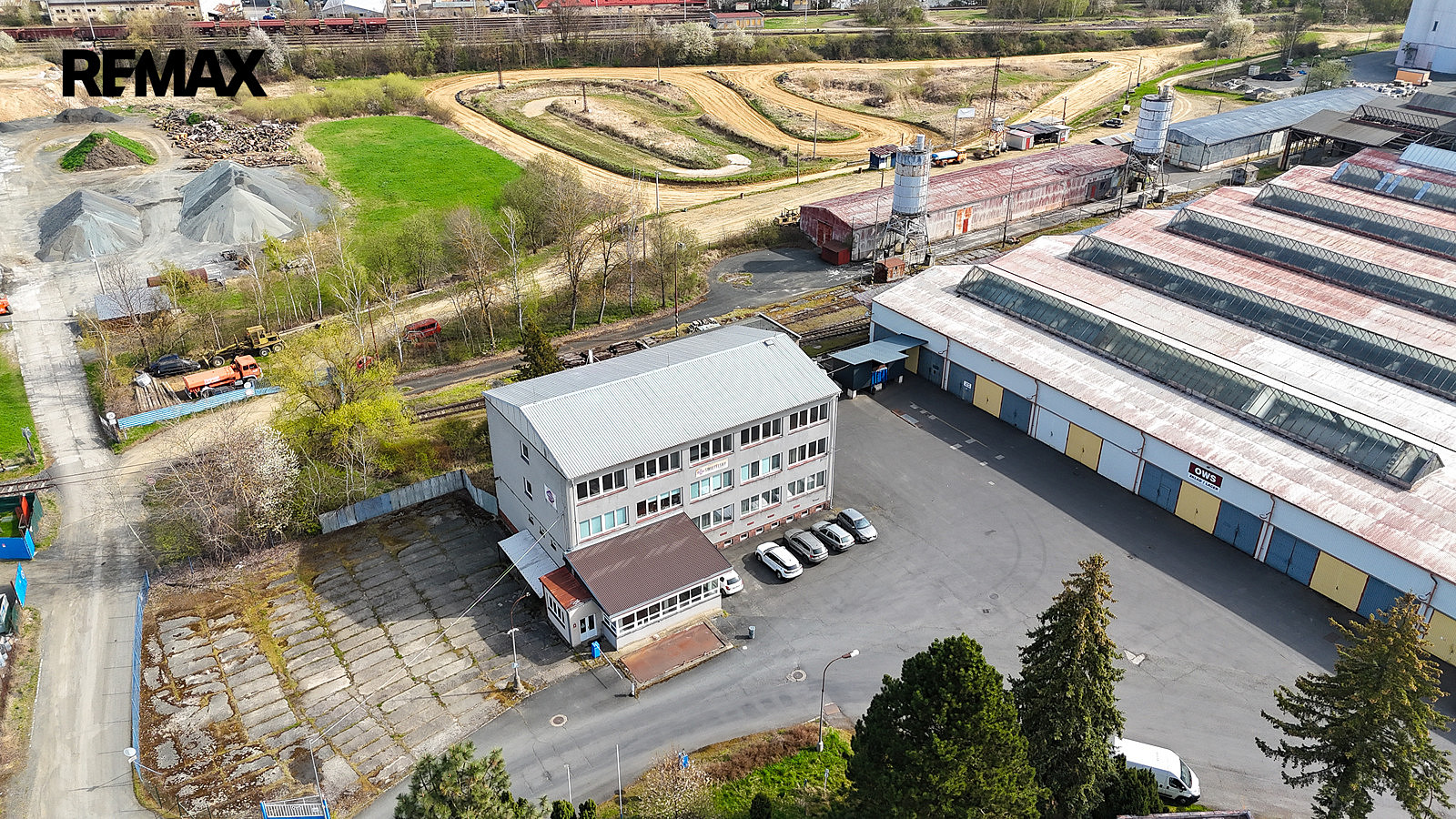 Prodej kanceláře 1 200 m² — photo 5