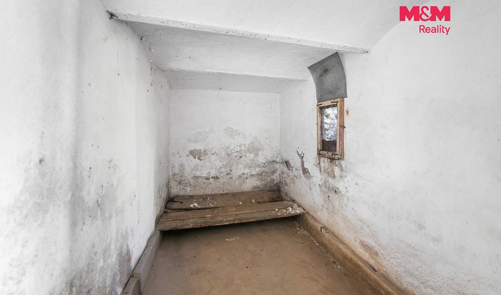 Prodej domu 96 m² s pozemkem 2 264 m², Manětín – náhled fotky 16