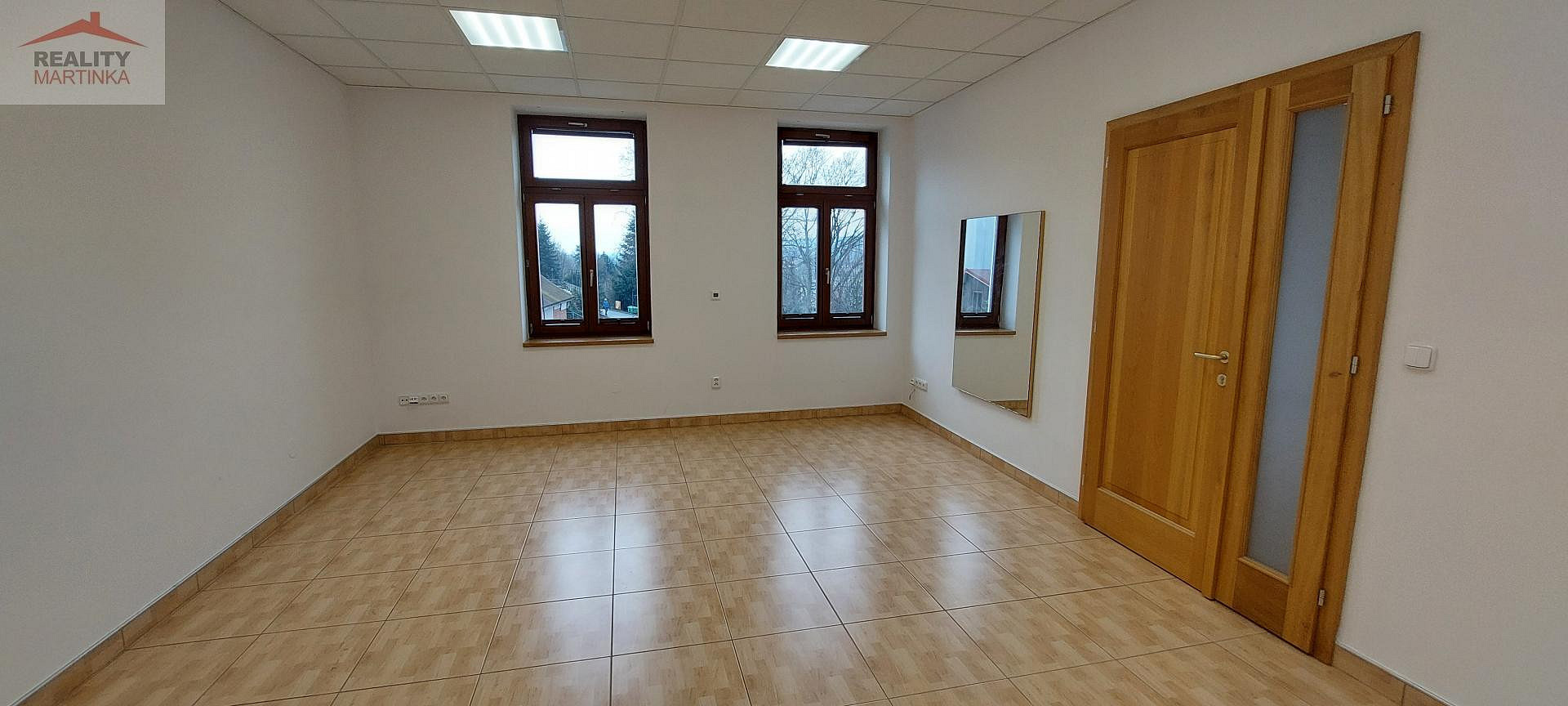 Pronájem kanceláře 40 m² – fotografie 2