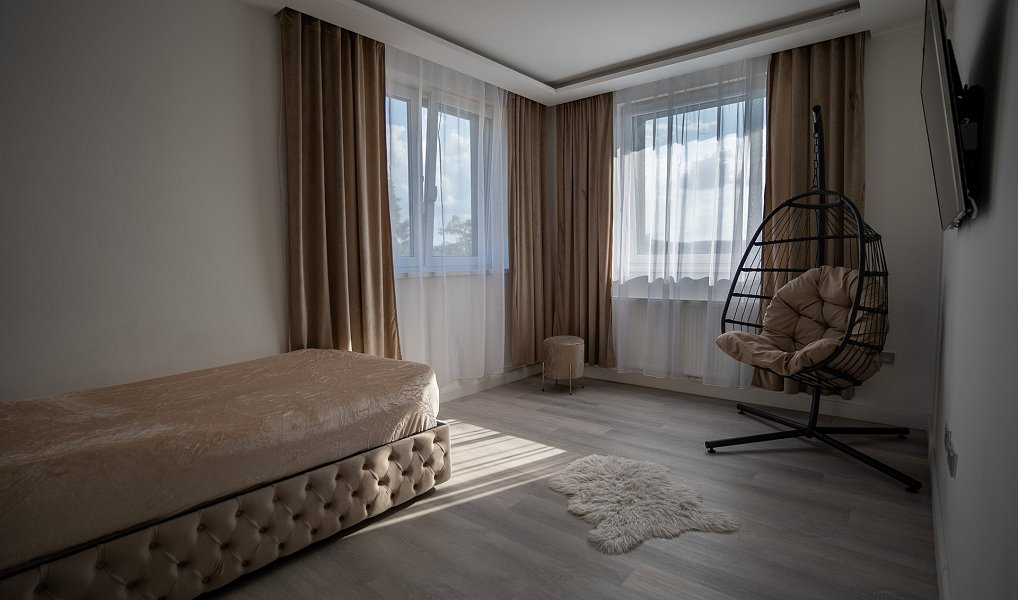 Prodej domu 210 m² s pozemkem 837 m², Sobětuchy – náhled fotky 15