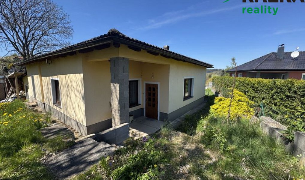Prodej domu 160 m² s pozemkem 2 041 m², Tachov – náhled fotky 2