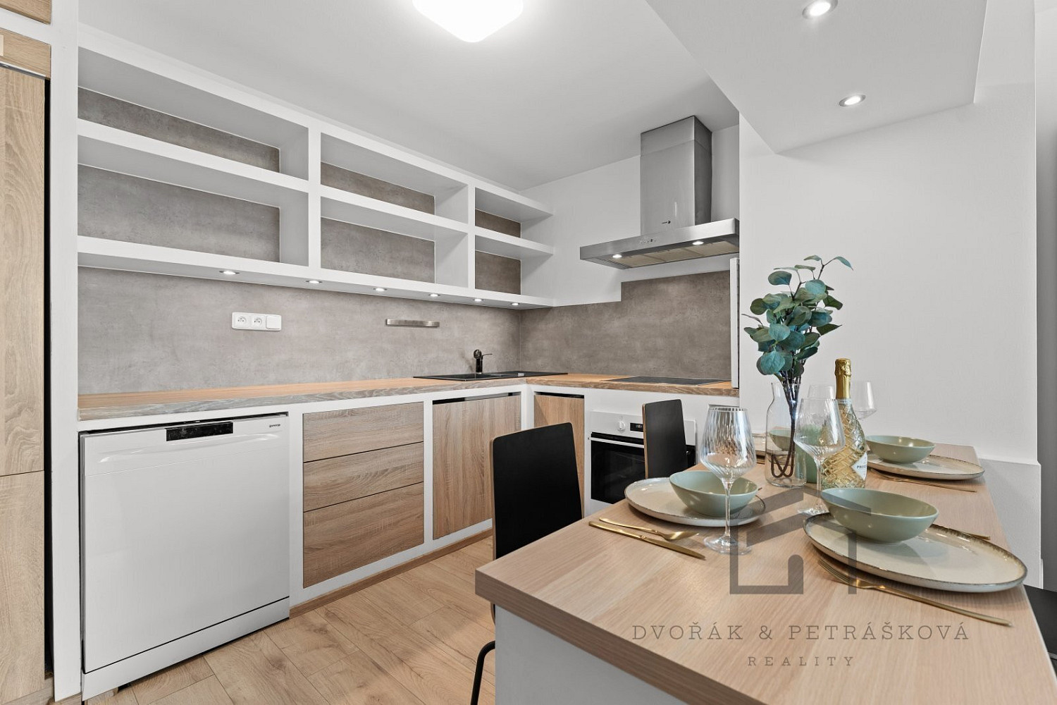 Prodej bytu 1+1 52 m² — photo 3