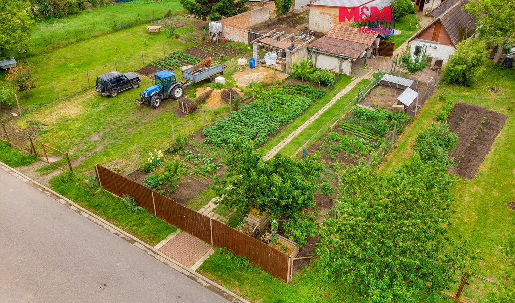 Prodej stavebního pozemku 376 m², Novosedly – fotka 1 z 7
