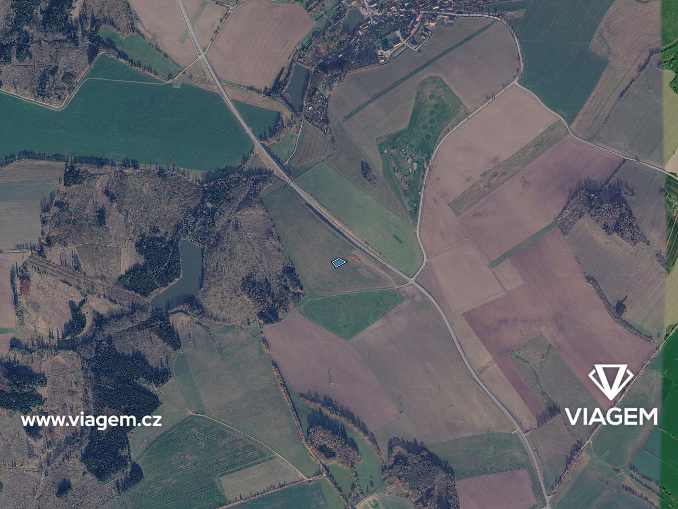 Pole 854 m², Podíl 50 % o výměře 427 m² – pohled 3
