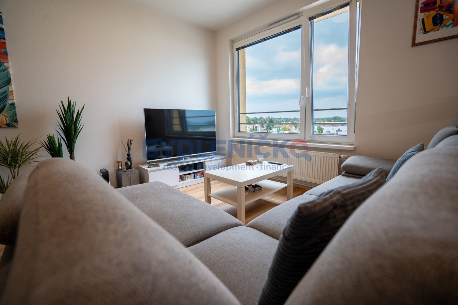 Prodej bytu 1+kk 45 m² – fotografie 3
