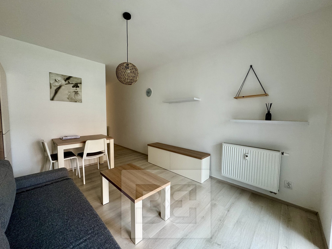 Pronájem bytu 1+kk 40 m² – pohled 4